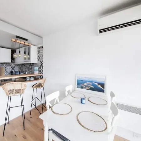 Appartamento De La Jetty - *